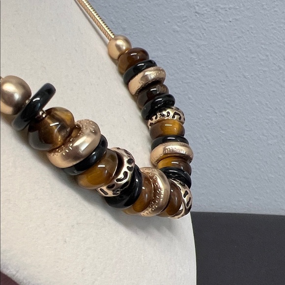 Piper K | Tiger Eye Necklace - Picture 11 of 13
